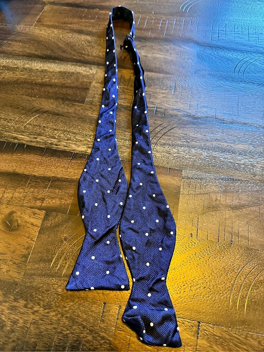 Brooks Brothers Polka Dot Silk-Style Tie in Blue & White Like New